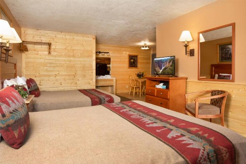 Flat Creek Inn - image 35