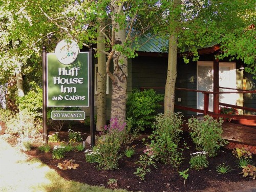 Huff House Inn and Cabins - image 33