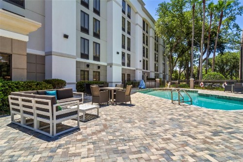 Hampton Inn Jacksonville Ponte Vedra - image 7
