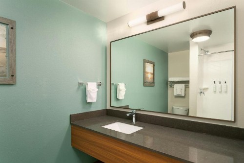 Fairfield Inn and Suites Jacksonville Beach - image 29