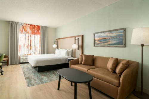 Fairfield Inn and Suites Jacksonville Beach - image 33