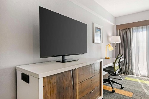 Best Western Oceanfront - image 25