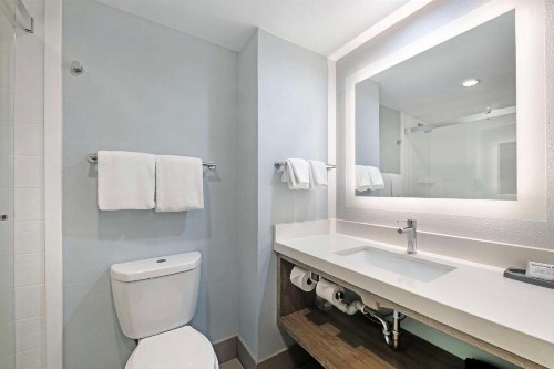 Best Western Oceanfront - image 31