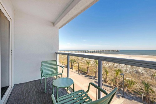 Best Western Oceanfront - image 35