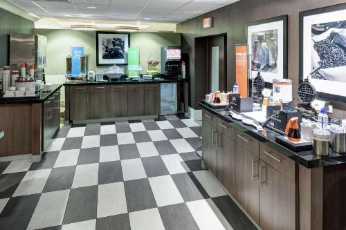 Hampton Inn Oceanfront Jacksonville Beach - image 19