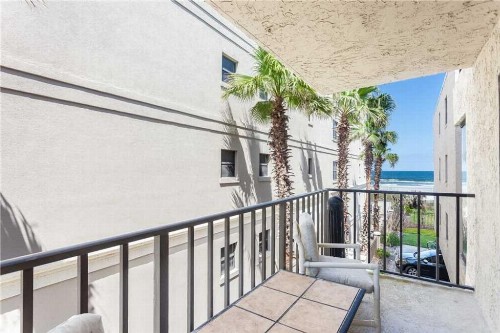 Beachcomber 301 2 Bedrooms Near Mayo Clinic Sleeps 4 Pool - image 5