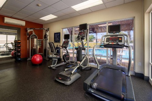 Hampton Inn & Suites Jacksonville Deerwood Park - image 32