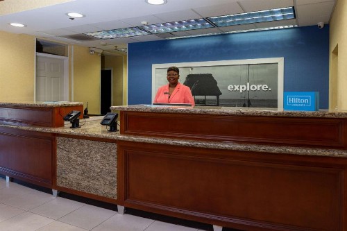 Hampton Inn & Suites Jacksonville Deerwood Park - image 37
