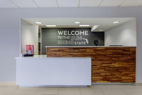 Hampton Inn Jacksonville - I-95 Central - image 18