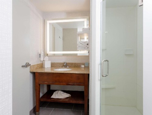Hampton Inn Jacksonville - I-95 Central - image 40