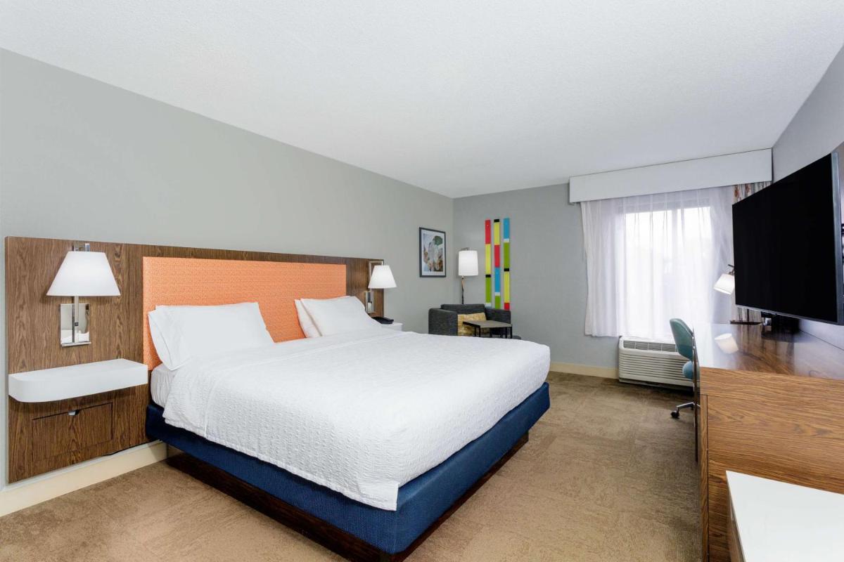 Hampton Inn Jacksonville - I-95 Central - image 6