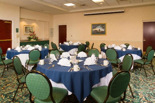 Hilton Garden Inn Jacksonville Airport - image 4