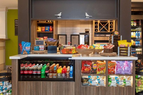 Hilton Garden Inn Jacksonville Airport - image 40