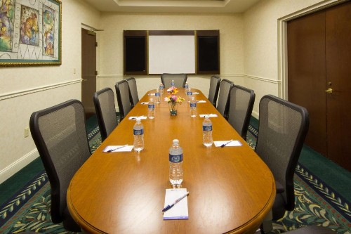 Hilton Garden Inn Jacksonville Airport - image 8