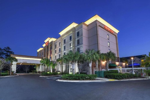 Hampton Inn Jacksonville - East Regency Square - image 1