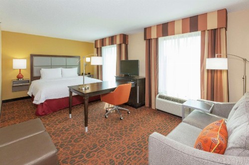 Hampton Inn & Suites Jacksonville-Airport - image 4