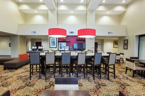 Hampton Inn & Suites Jacksonville-Airport - image 47