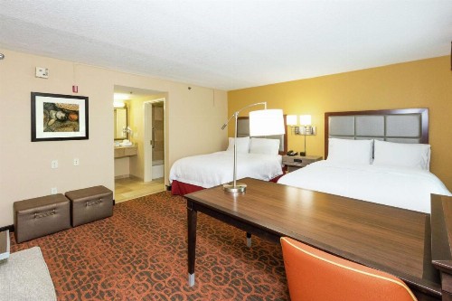 Hampton Inn & Suites Jacksonville-Airport - image 49
