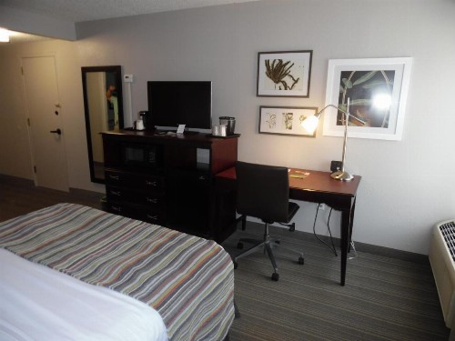 Country Inn & Suites by Radisson Jacksonville I-95 South FL - image 11