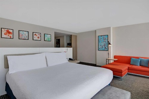 Hilton Garden Inn Jacksonville JTB/Deerwood Park - image 25