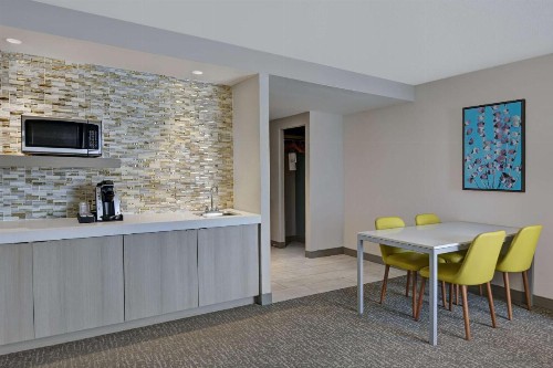 Hilton Garden Inn Jacksonville JTB/Deerwood Park - image 27