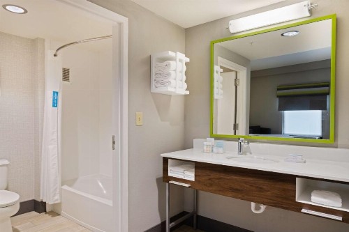 Hampton Inn Jacksonville-I-295 East/Baymeadows - image 29