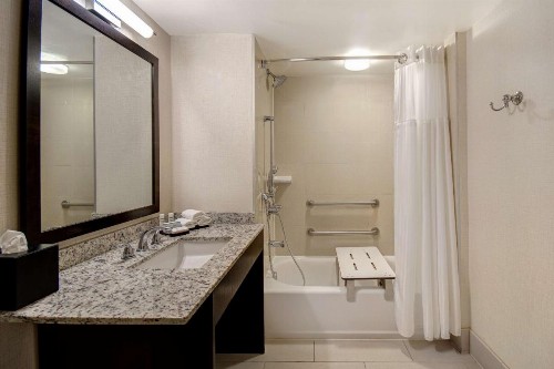 Embassy Suites by Hilton Jacksonville Baymeadows - image 29