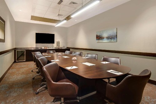 Embassy Suites by Hilton Jacksonville Baymeadows - image 9