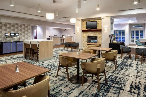 Homewood Suites by Hilton Jacksonville-South/St. Johns Ctr. - image 11