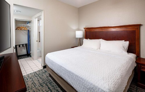 Homewood Suites by Hilton Jacksonville-South/St. Johns Ctr. - image 18