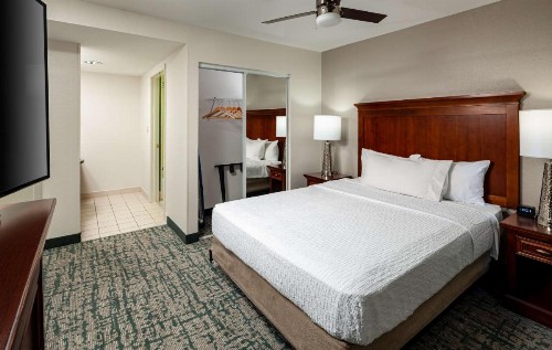 Homewood Suites by Hilton Jacksonville-South/St. Johns Ctr. - image 21