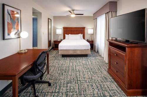 Homewood Suites by Hilton Jacksonville-South/St. Johns Ctr. - image 27