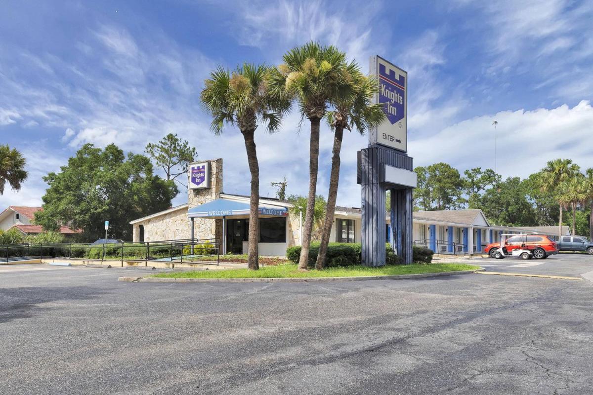 Knights Inn Jacksonville at Dix Ellis Trail - main image