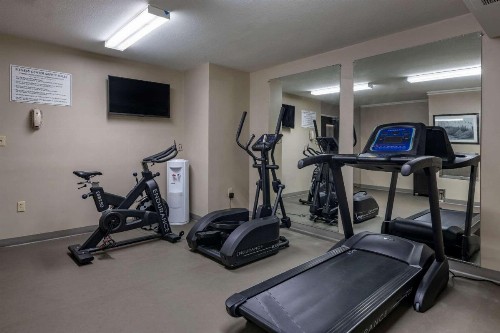 Jacksonville Plaza Hotel and Suites - image 44