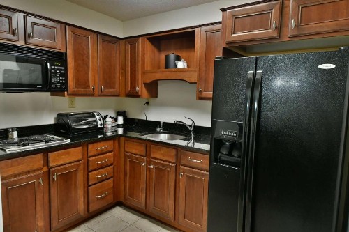 Ramada by Wyndham Jacksonville Hotel & Conference Center - image 24