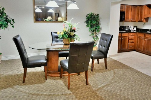Ramada by Wyndham Jacksonville Hotel & Conference Center - image 28