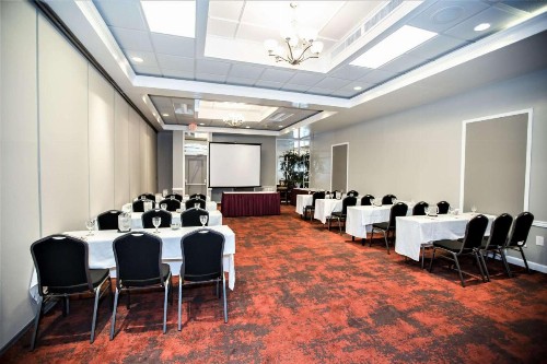 Ramada by Wyndham Jacksonville Hotel & Conference Center - image 30