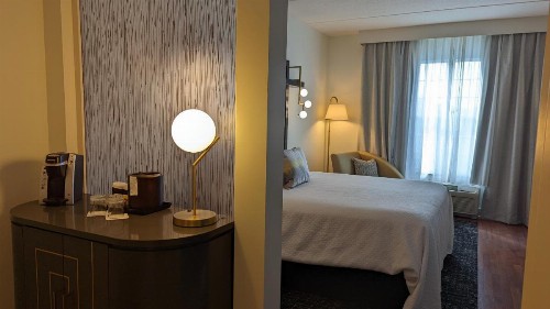 Hotel Indigo Jacksonville-Deerwood Park an IHG Hotel - image 13