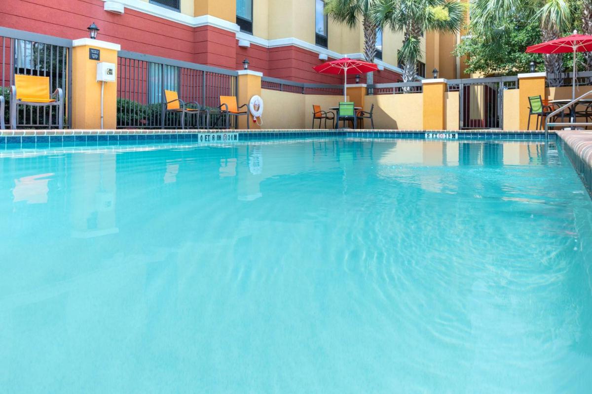 Hampton Inn & Suites Jacksonville South - Bartram Park - image 3