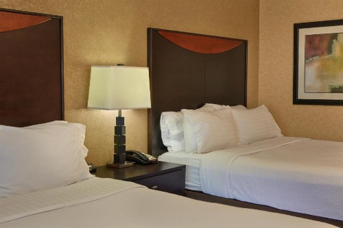Holiday Inn Jacksonville E 295 Baymeadows an IHG Hotel - image 10
