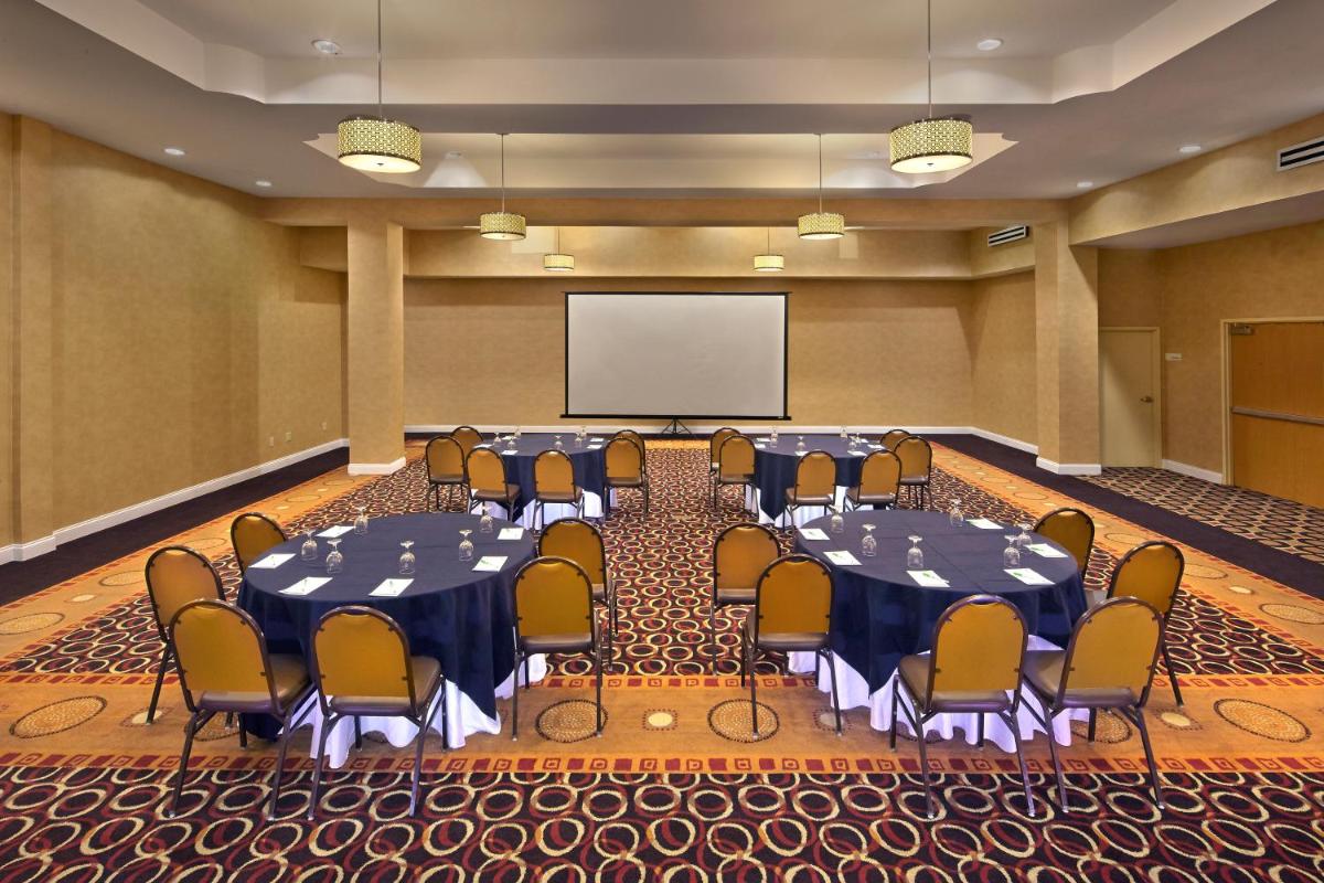 Holiday Inn Jacksonville E 295 Baymeadows an IHG Hotel - image 6