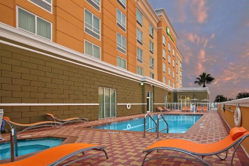 Holiday Inn Jacksonville E 295 Baymeadows an IHG Hotel - image 8