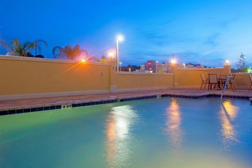 Holiday Inn Express Hotel & Suites Chaffee - Jacksonville West an IHG Hotel - image 3