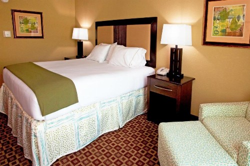 Holiday Inn Express Hotel & Suites Chaffee - Jacksonville West an IHG Hotel - image 33