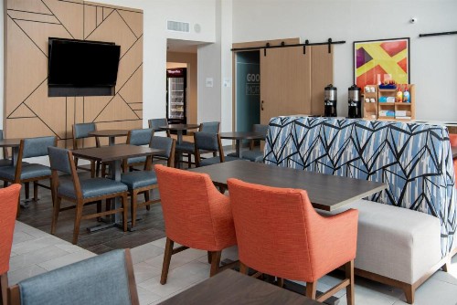 Holiday Inn Express Hotel & Suites Chaffee - Jacksonville West an IHG Hotel - image 39
