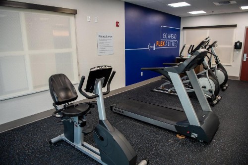 Holiday Inn Express Hotel & Suites Chaffee - Jacksonville West an IHG Hotel - image 40