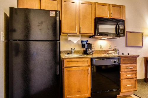 Candlewood Suites Jacksonville East Merril Road an IHG Hotel - image 21