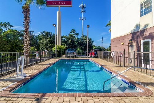 Candlewood Suites Jacksonville East Merril Road an IHG Hotel - image 25