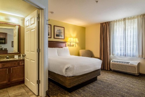 Candlewood Suites Jacksonville East Merril Road an IHG Hotel - image 26