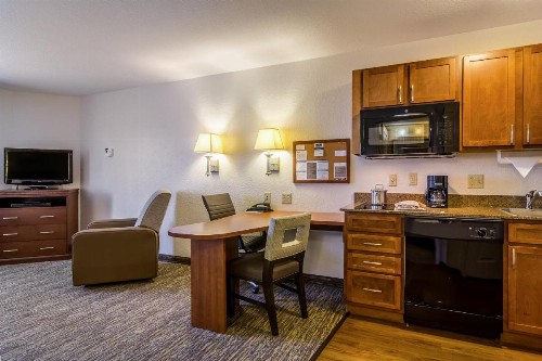Candlewood Suites Jacksonville East Merril Road an IHG Hotel - image 49
